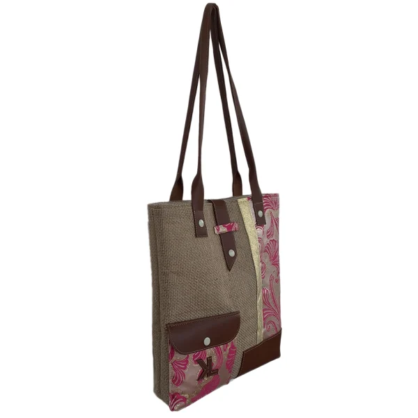 Sac à main artisanal KLARA en jute et tissu fleuri rose, anses en simili cuir